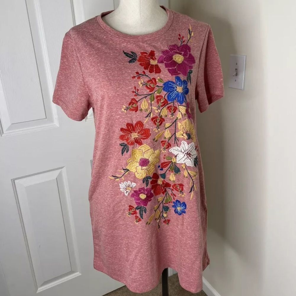 Umgee Women Embroidered T-Shirt Shift Dress Red‎ Floral Sz Small Boho Pockets